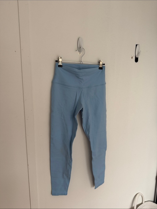 ALO Yoga Pants - ALO Yoga High-Waist Leggings in Light Blue